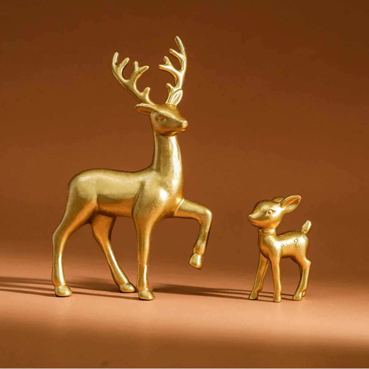 2-Piece Mother & Baby Deer Figurines – Cute Kawaii Sculptures for Kids Room & Christmas Home Decor