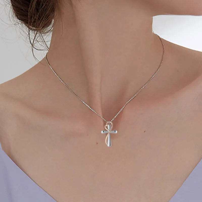 Heart Cross Pendant Necklace for Women – Double Color Aesthetic Choker Chain with Cross Design, Stainless Steel Christmas Gift Jewelry N231