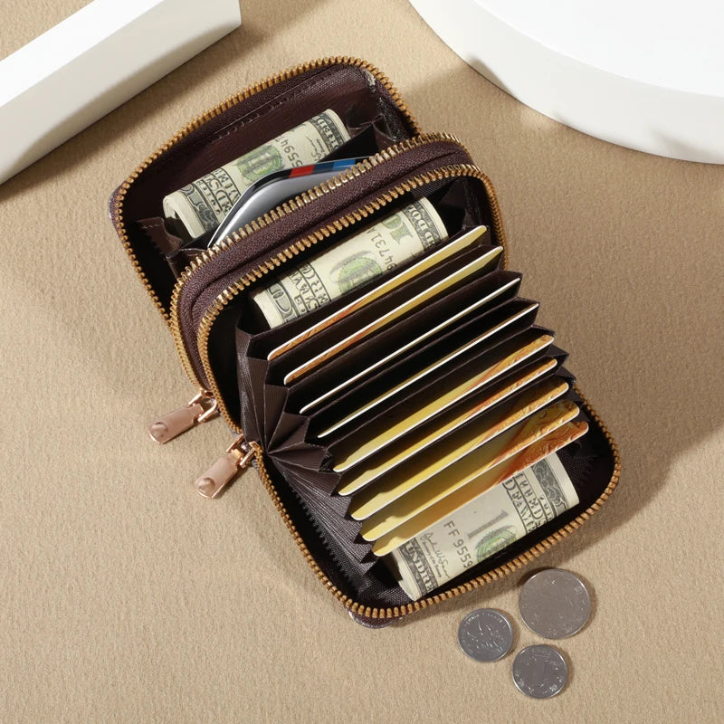 Chic Vintage Women's Zippered Card Holder Wallet - Secure Multi-Card Slots, Fashionable Faux Leather with Coin Purse