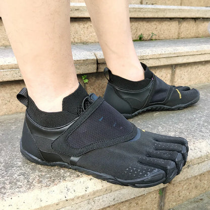Unisex Five-Finger Split-Toe Water Shoes - Quick-Dry Mesh Sneakers for Canyoning, Climbing & Outdoor Activities