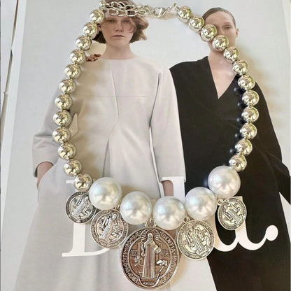 Luxury Pearl Necklace for Women - Adjustable Square Chunky Resin Statement Jewelry