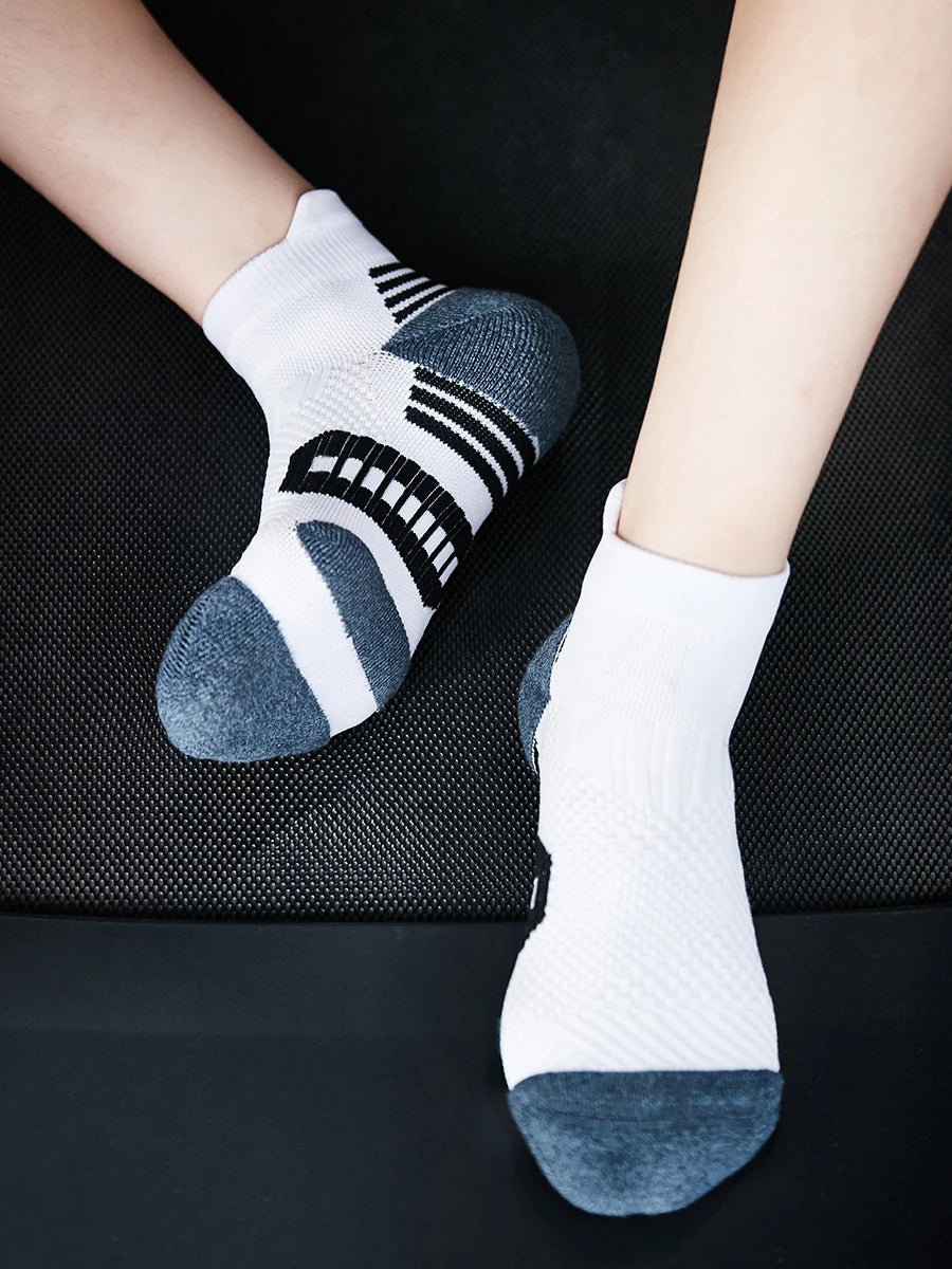 3 Pairs Professional Sports Socks – Non-Slip Towel Bottom Running Socks for Men & Women, Breathable Quick-Dry Basketball Training Ankle Sox