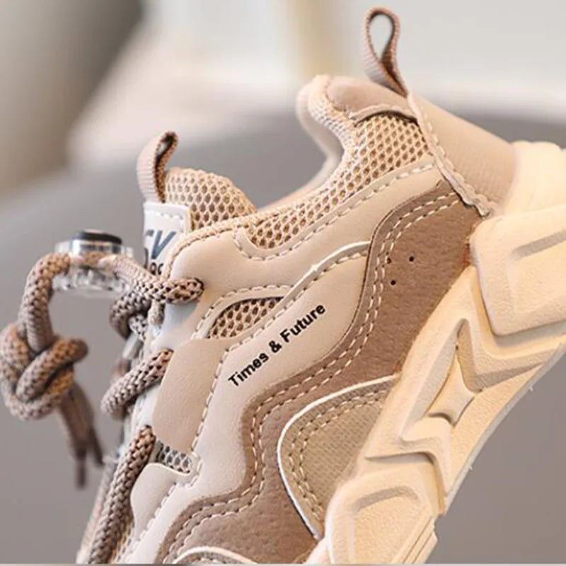 Kids Sport Shoes – Breathable Mesh Boys & Girls Sneakers for Spring & Autumn Outdoor Running