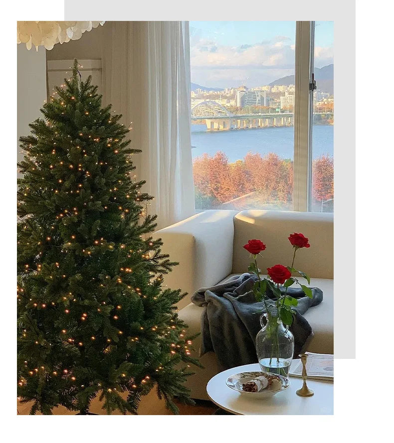 PE & PVC Mixed Christmas Tree with Lights — Large Decorative Holiday Tree for New Christmas Decor