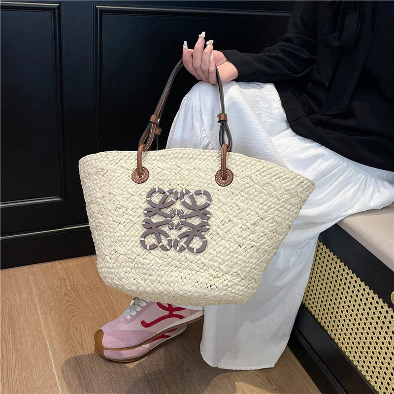Stylish Leather Crossbody Bag for Women – Designer Shoulder Handbag, Luxury Tote & Messenger Purse