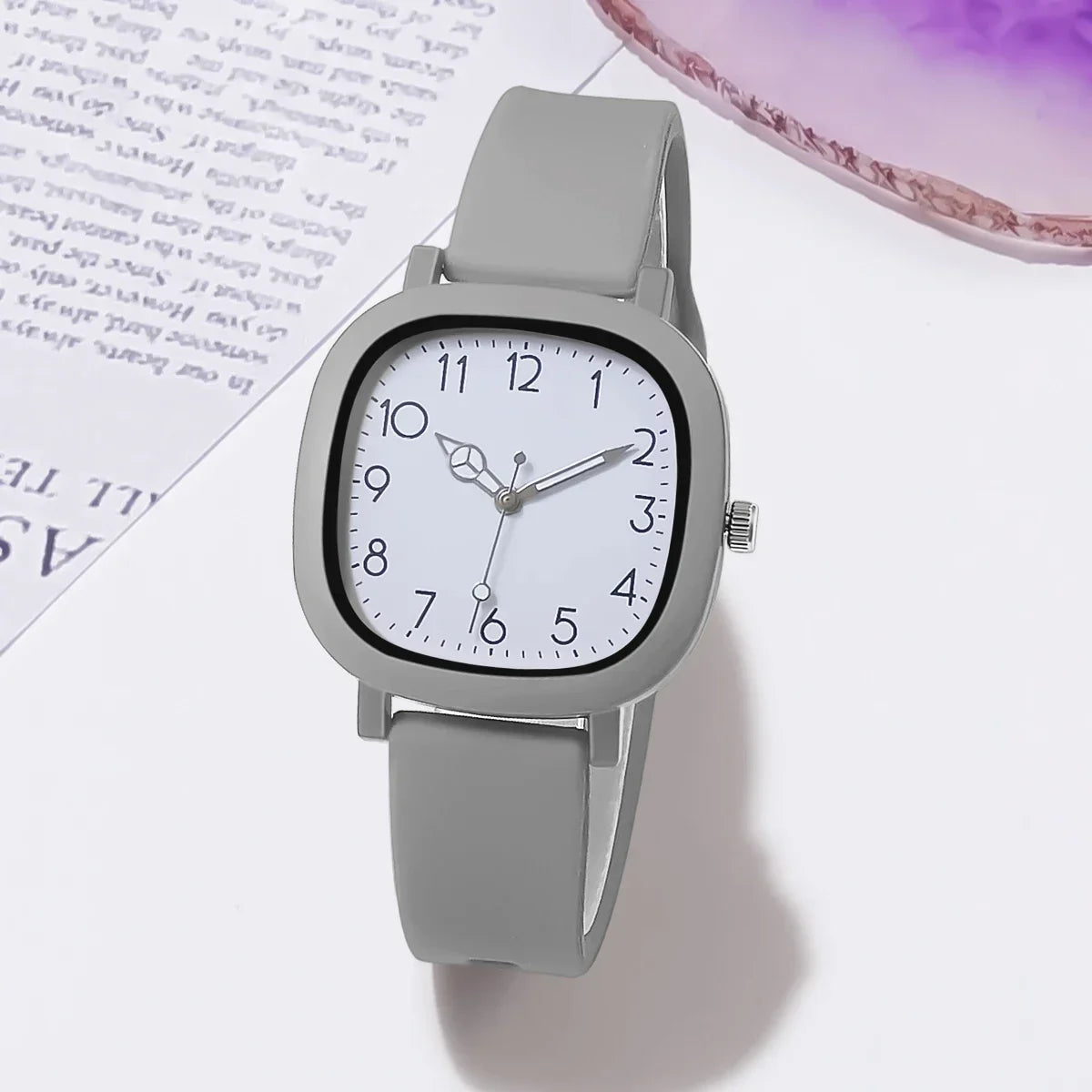 Fashion Women’s Silicone Quartz Watch – Ladies Wristwatch Gift for Christmas & Valentine’s Day
