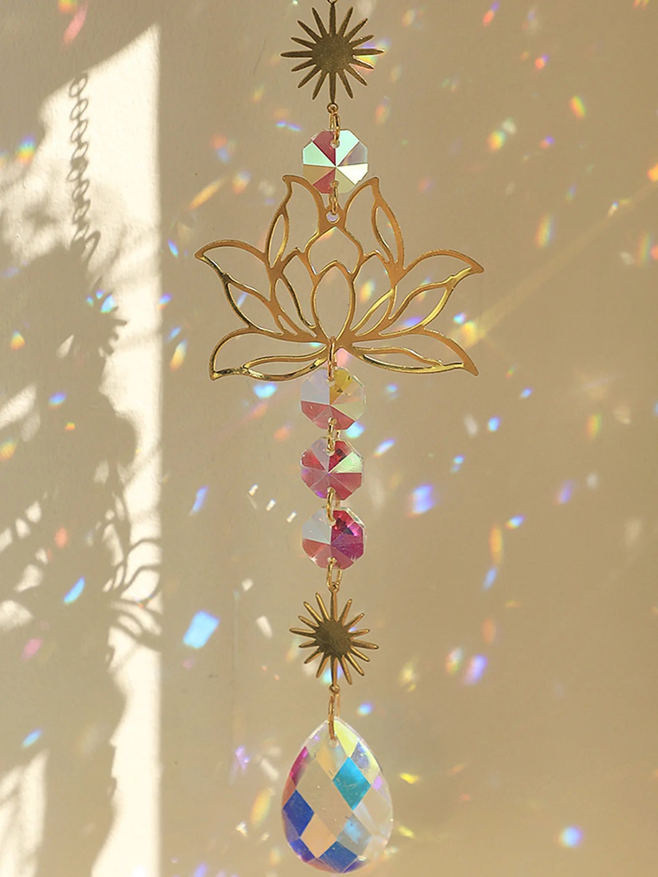 Golden Lotus AB Crystal Suncatcher Pendant – Colorful Water Drop Decoration for Gardening Crafts and Home