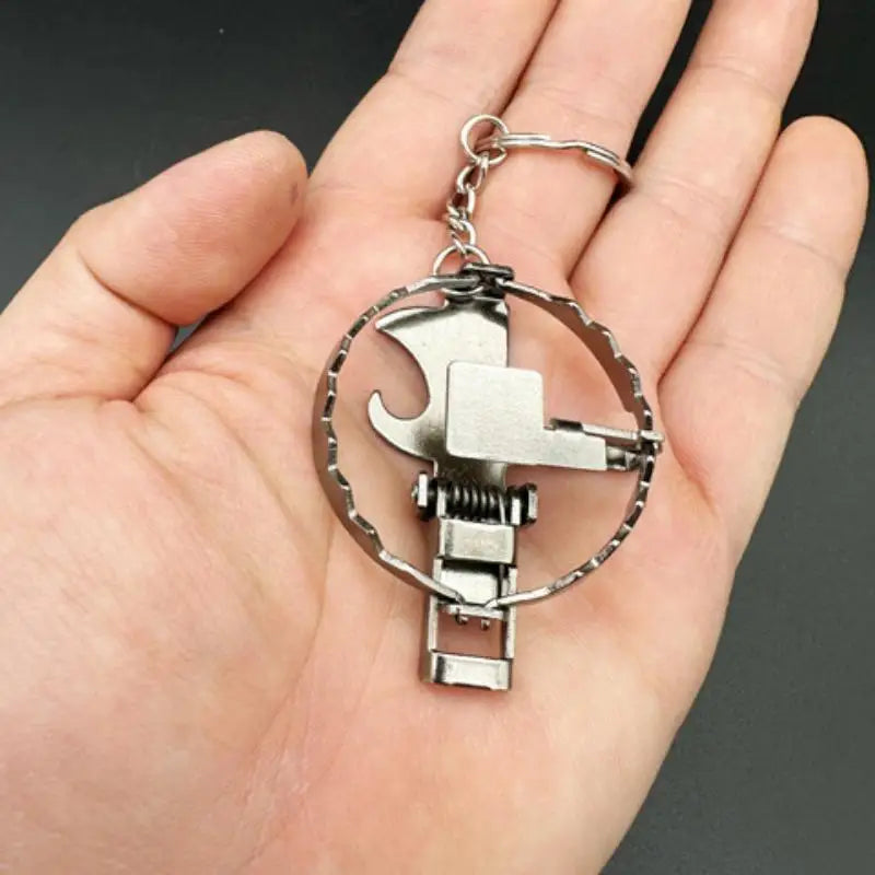 Mini Mouse Trap Keychain - Stainless Steel Clip Key Ring, Novelty Bag Charm, and Creative Gift Accessory