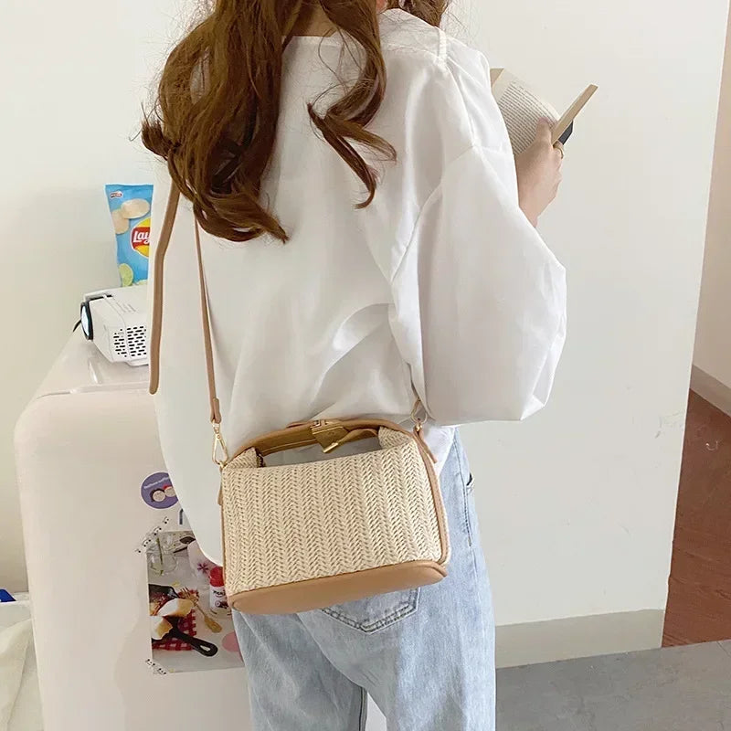 Summer Small Straw Handbag — Trendy Woven Bucket Crossbody Shoulder Bag, Casual Beach Tote for Girls