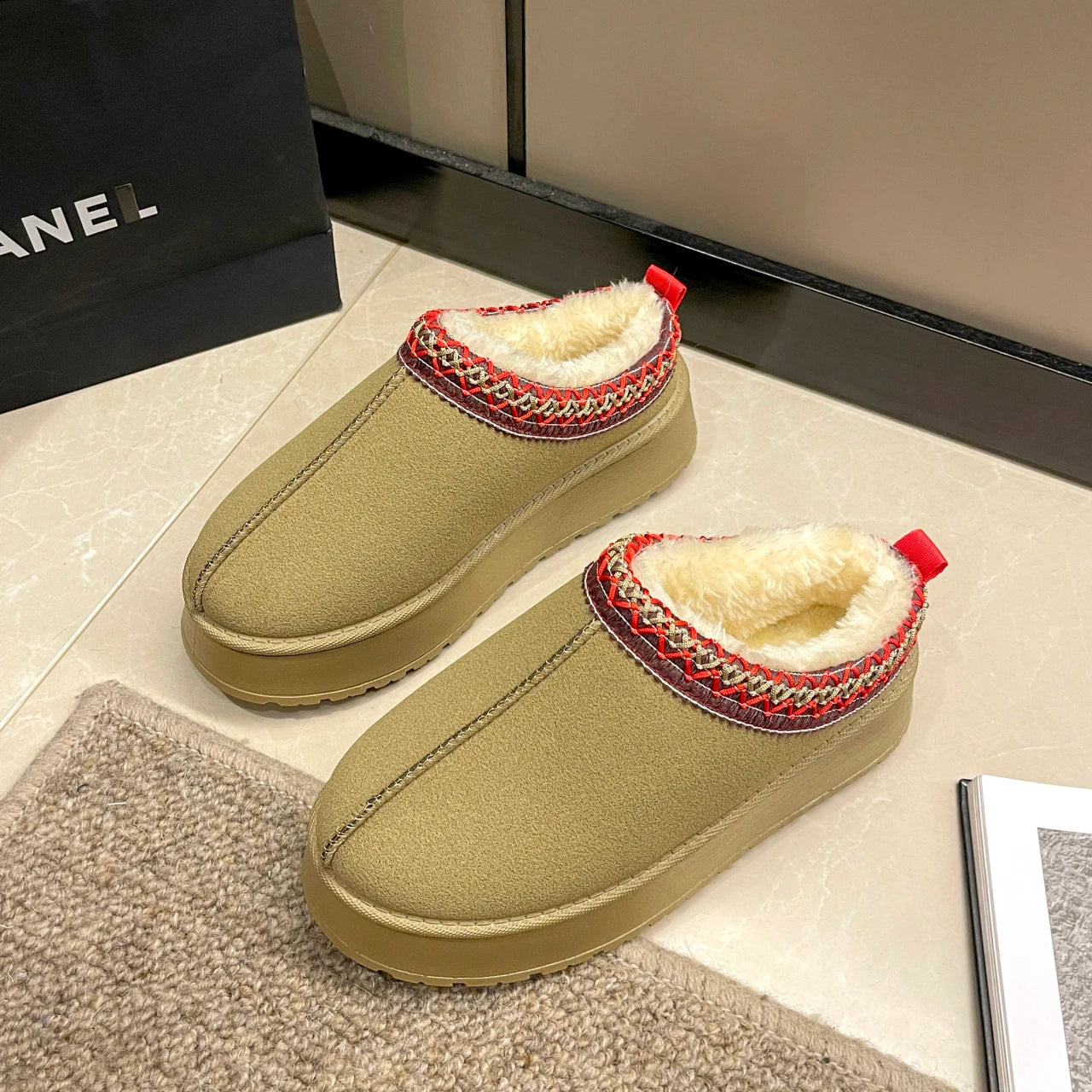 Women's Winter Snow Boots - Warm Cashmere Thick Sole Wool Lined Slip-On Cotton Shoes