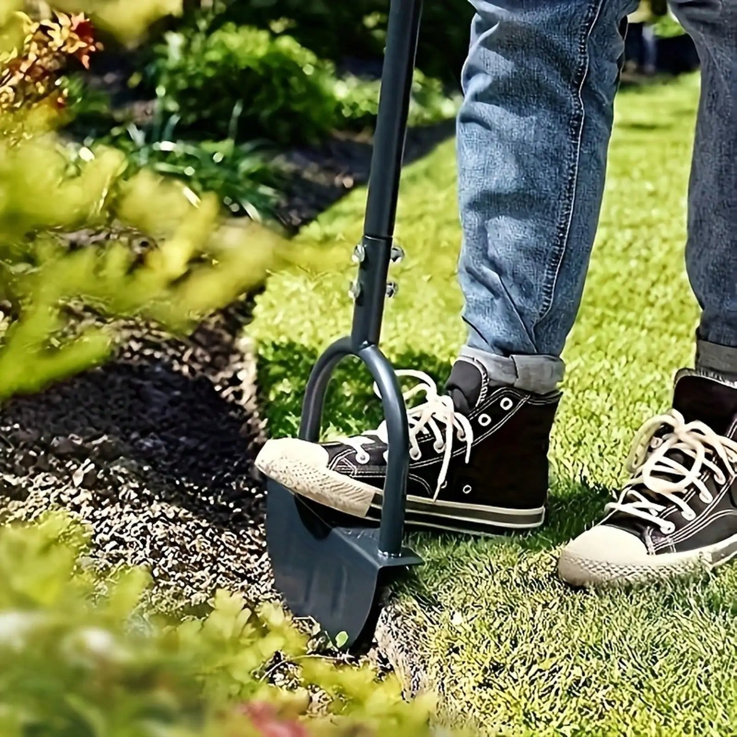 Manual Half Moon Lawn Edger - Steel Garden Grass Border Trimmer, Sod Removal & Yard Landscaping Tool with Handle