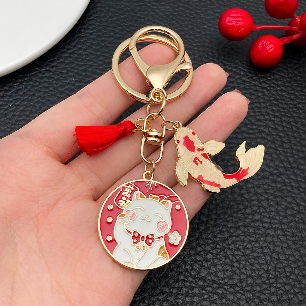 Maneki Neko Lucky Cat Keychain - Japanese Koi Fish Alloy Car Key Pendant & Lucky Bag Charm