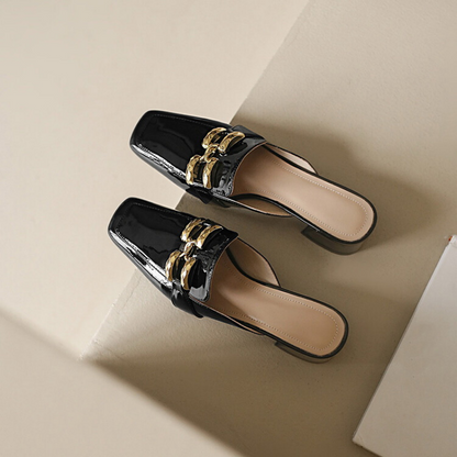 Fashion Women’s Half Slippers — Outdoor Med-Heeled Slides with Toe Chain Decoration, Luxury Square Heel Sandals 2023