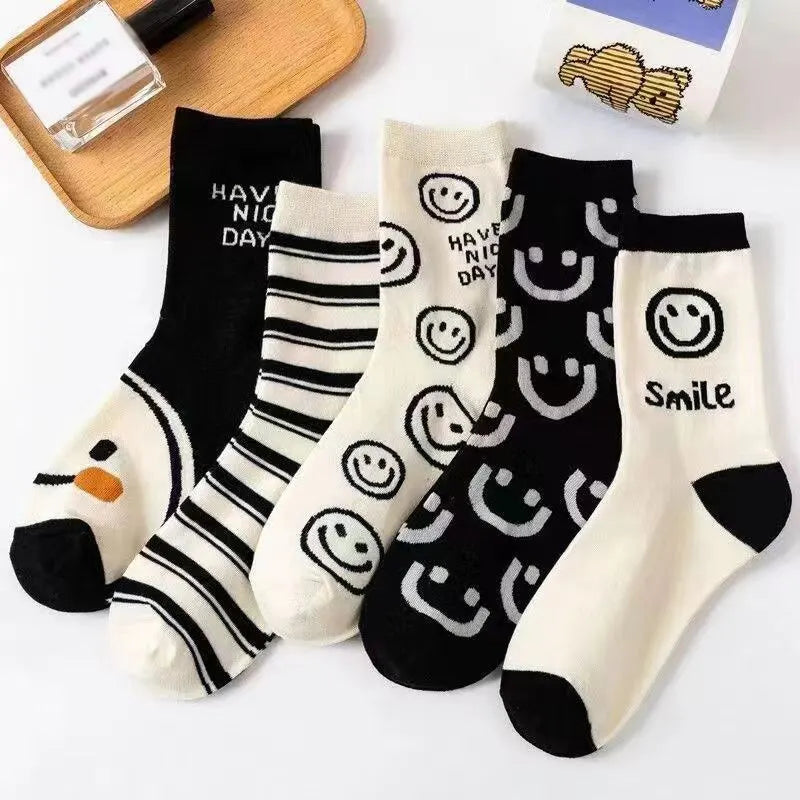5 Pairs Happy Face Crew Socks – Cartoon Cat Cotton Mid Tube Socks, Breathable Women's Stockings & Hosiery