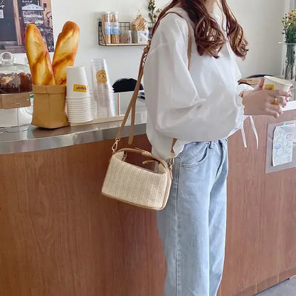 Summer Small Straw Handbag — Trendy Woven Bucket Crossbody Shoulder Bag, Casual Beach Tote for Girls