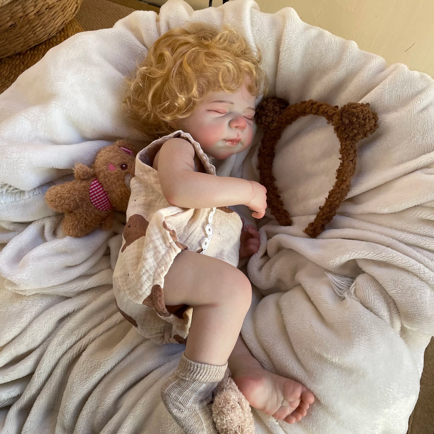 45cm Reborn Baby Doll - Silicone Vinyl Newborn Doll with Realistic Details