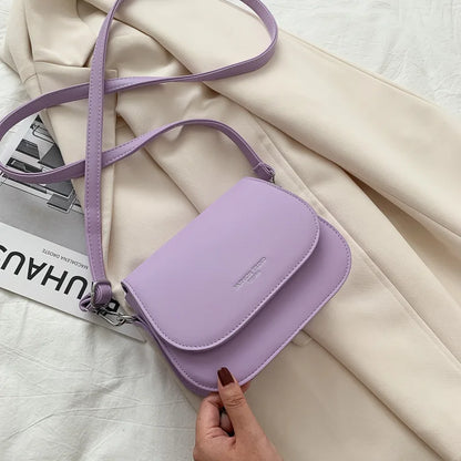 Women's Crossbody Bag – Solid Color Fashionable Retro Flipped Design, Casual and Simple Style