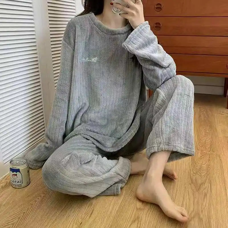 Autumn Women's 2 Piece Warm Velvet Pajama Set – Ribbed Fleece Pullover & Pants, Casual Loungewear (2023)