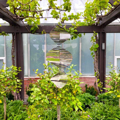 3D Rotating Wind Chime Spinner – Spiral Pendant with Bell for Patio, Garden & Outdoor Home Decor