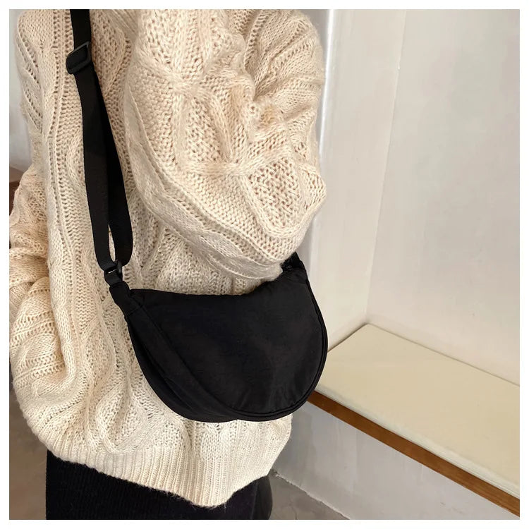 Solid Color Women's Portable Shoulder Bag – Simple Nylon Cloth Padded Crossbody Travel Purse & Messenger Bag