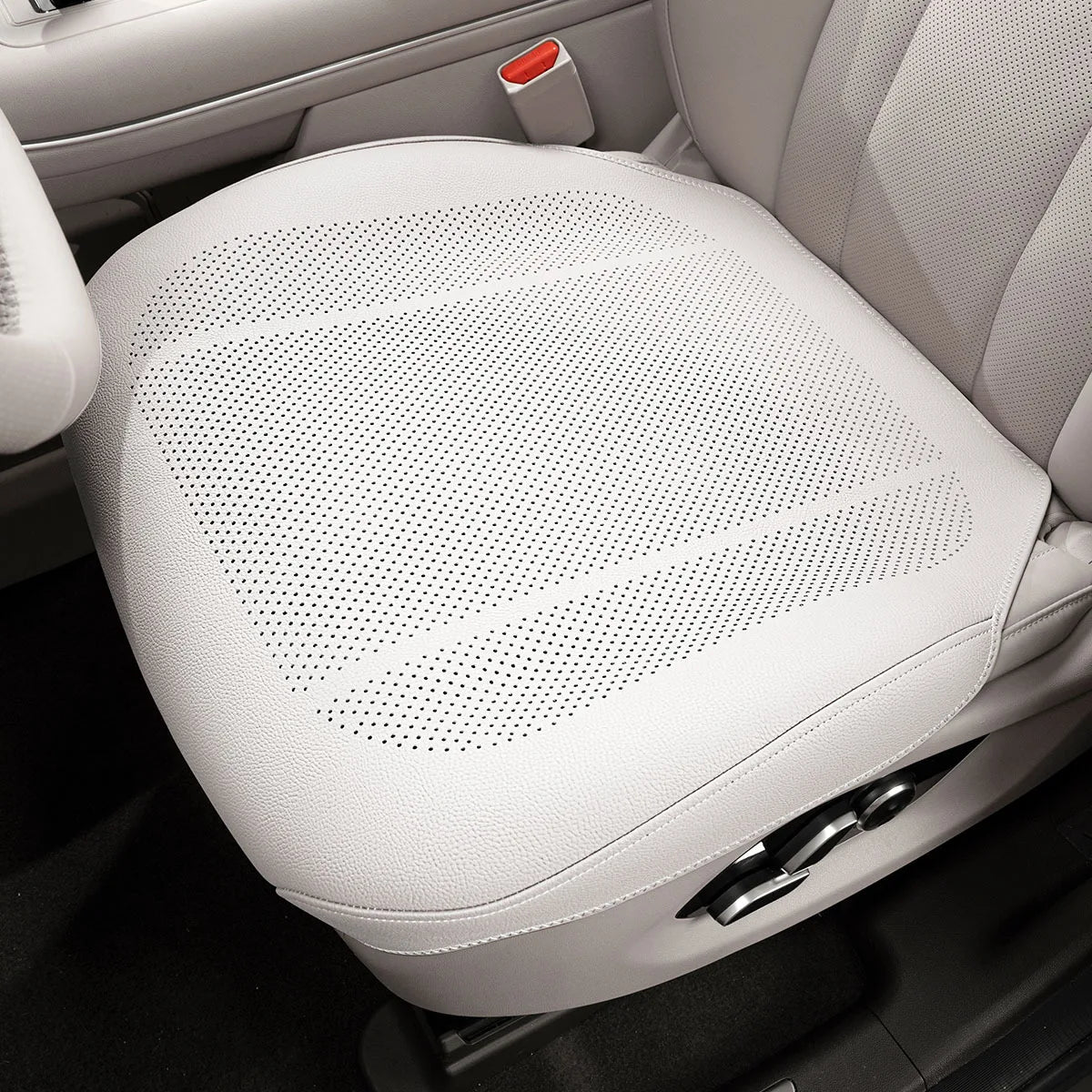 Universal Car Seat Cushion - Four-Season Breathable Cooling Seat Pad with Full-Coverage Comfort Design