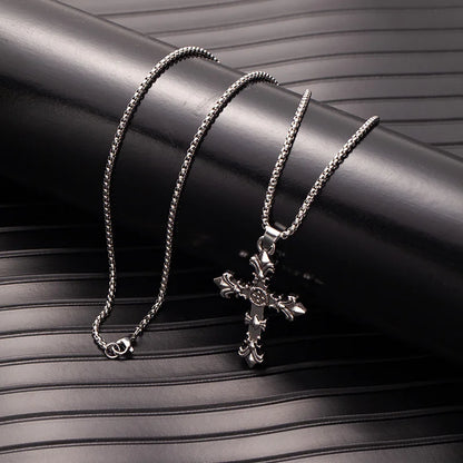 European & American Retro Gothic Cross Necklace – Unisex Hip-Hop Fashion Pendant for Men & Women, Street Style Trendsetter Jewelry Accessory
