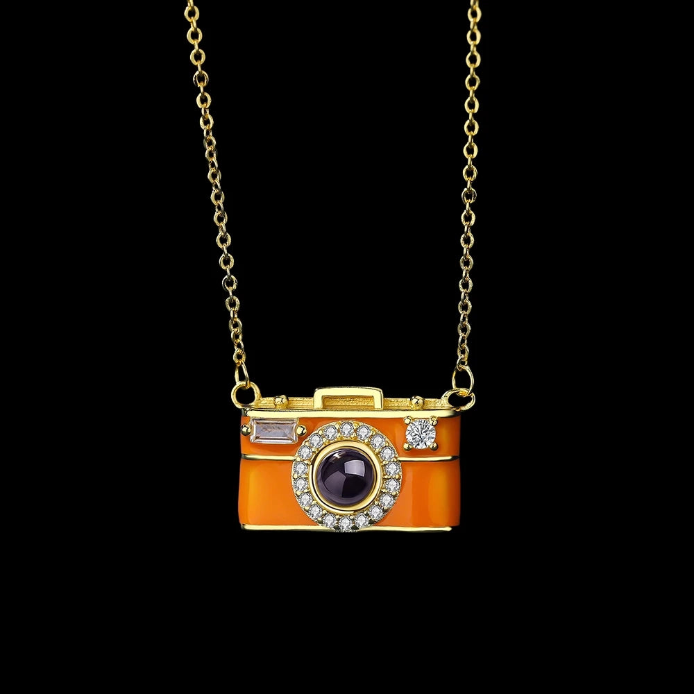 Custom Projection Photo Necklace — Camera-Shaped Personalized Photo Pendant Jewelry 2025