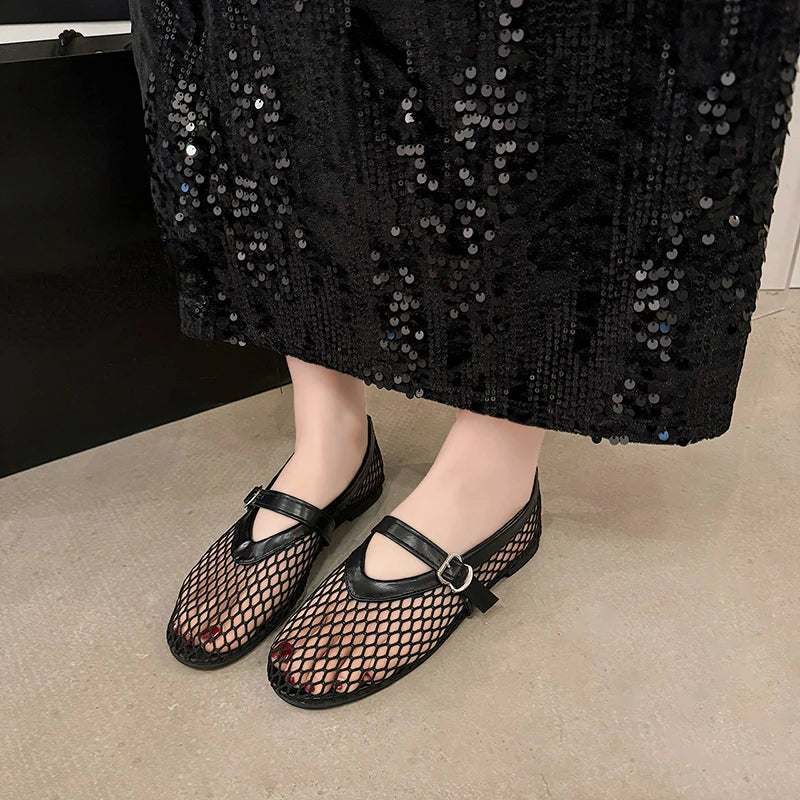 Summer Women’s Flats – Round Toe Cut-out Mary Jane Shoes with Straight Buckles, Casual Fishnet Single Shoes for Comfort
