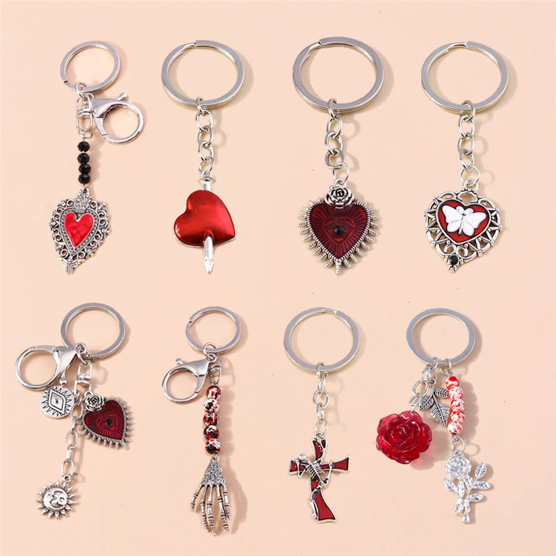 Retro Gothic Punk Heart Cross Keychain – Metal Flower Key Ring Pendant for Car Keys, Handbag Decor & Jewelry Gift