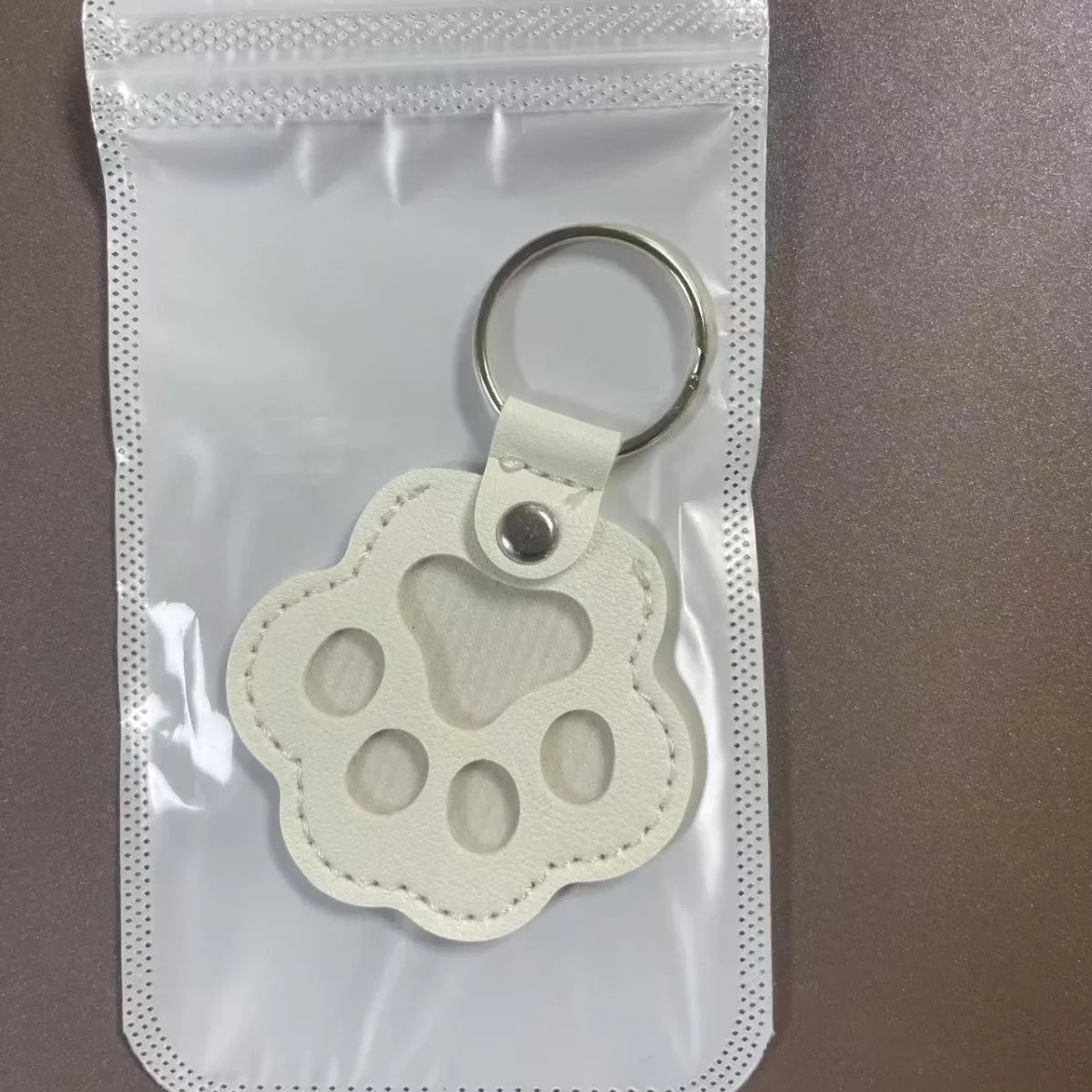 Dog & Cat Hair Storage Keychain – Cute Pet Keepsake Bag Pendant Car Keychain Gift