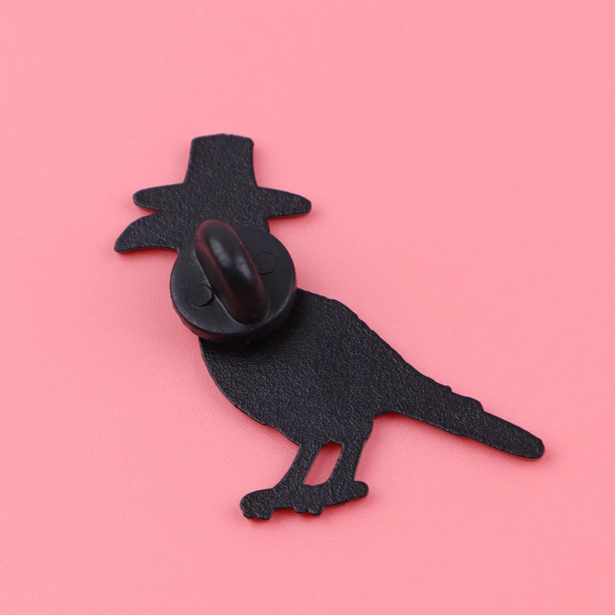 Cartoon K-POP Demon Hunter Girl Enamel Pin – Metal Brooches for Backpack, Hat, Cosplay & Accessories