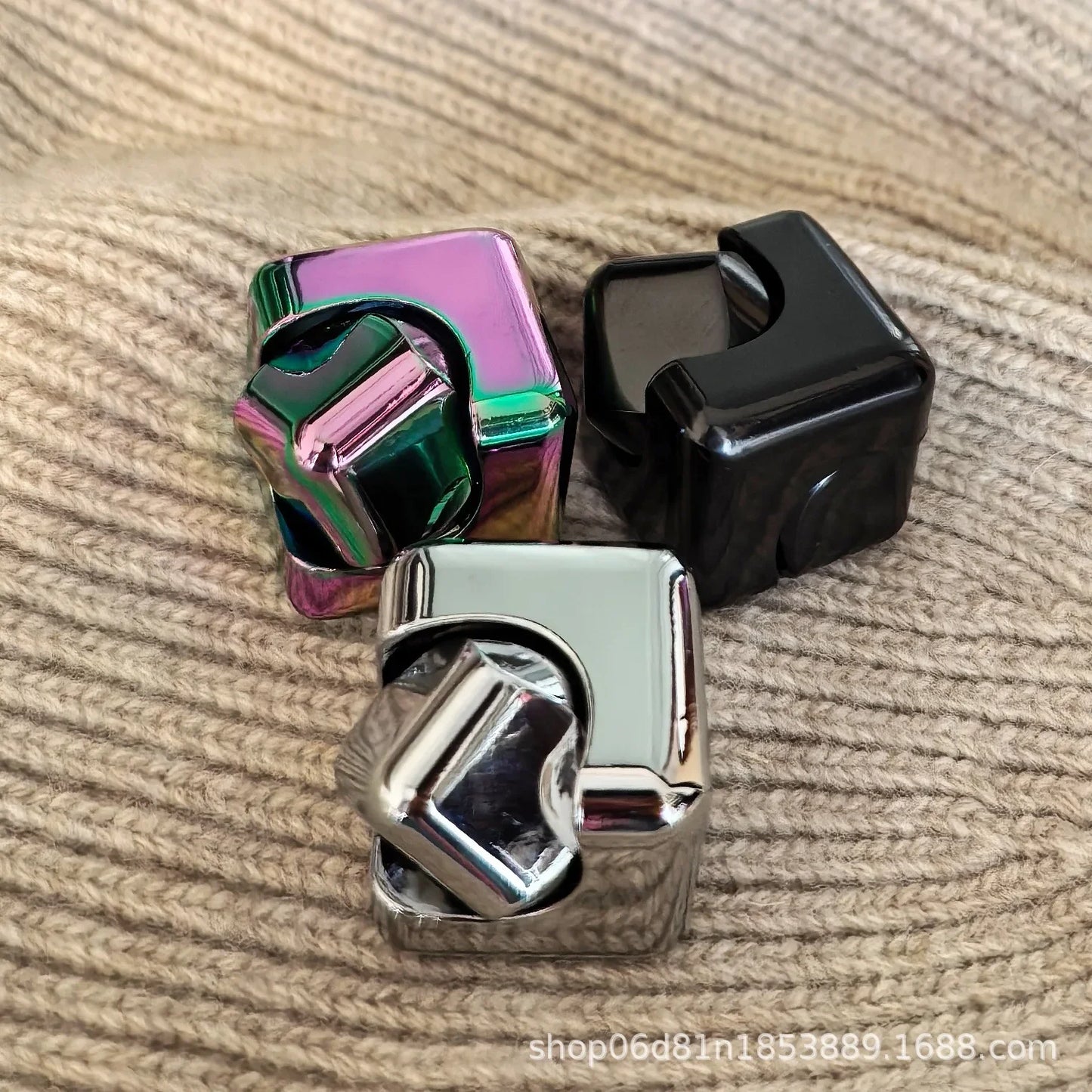 Square Fingertip Gyro – Stress Relief Decompression Spinner, Available in 3 Colors