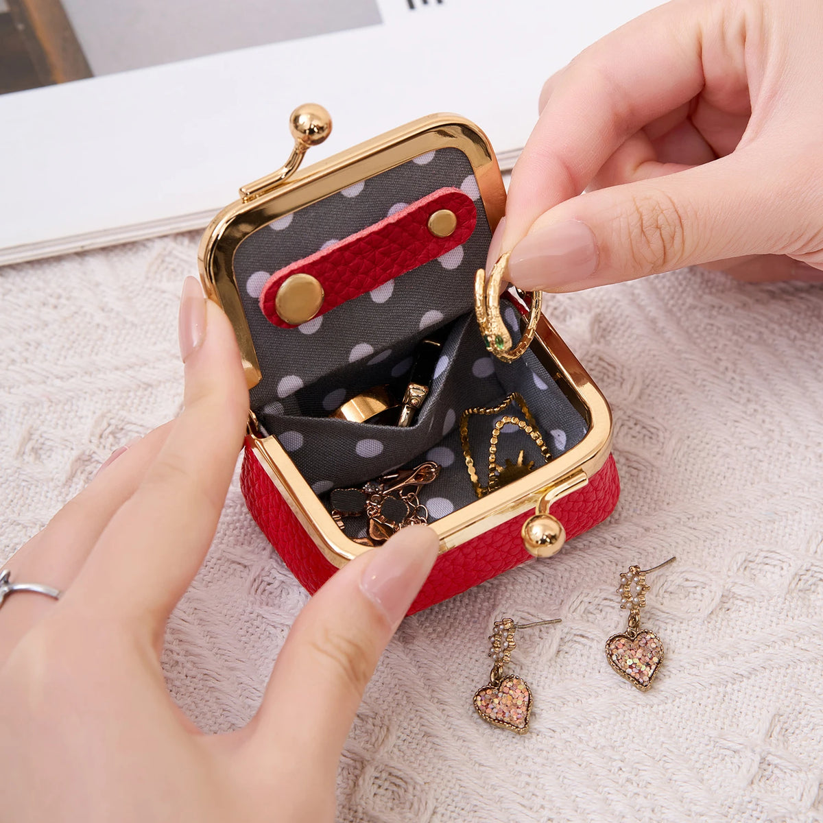 Mini Women’s Jewelry Box - Portable PU Leather Ring, Necklace & Earring Organizer
