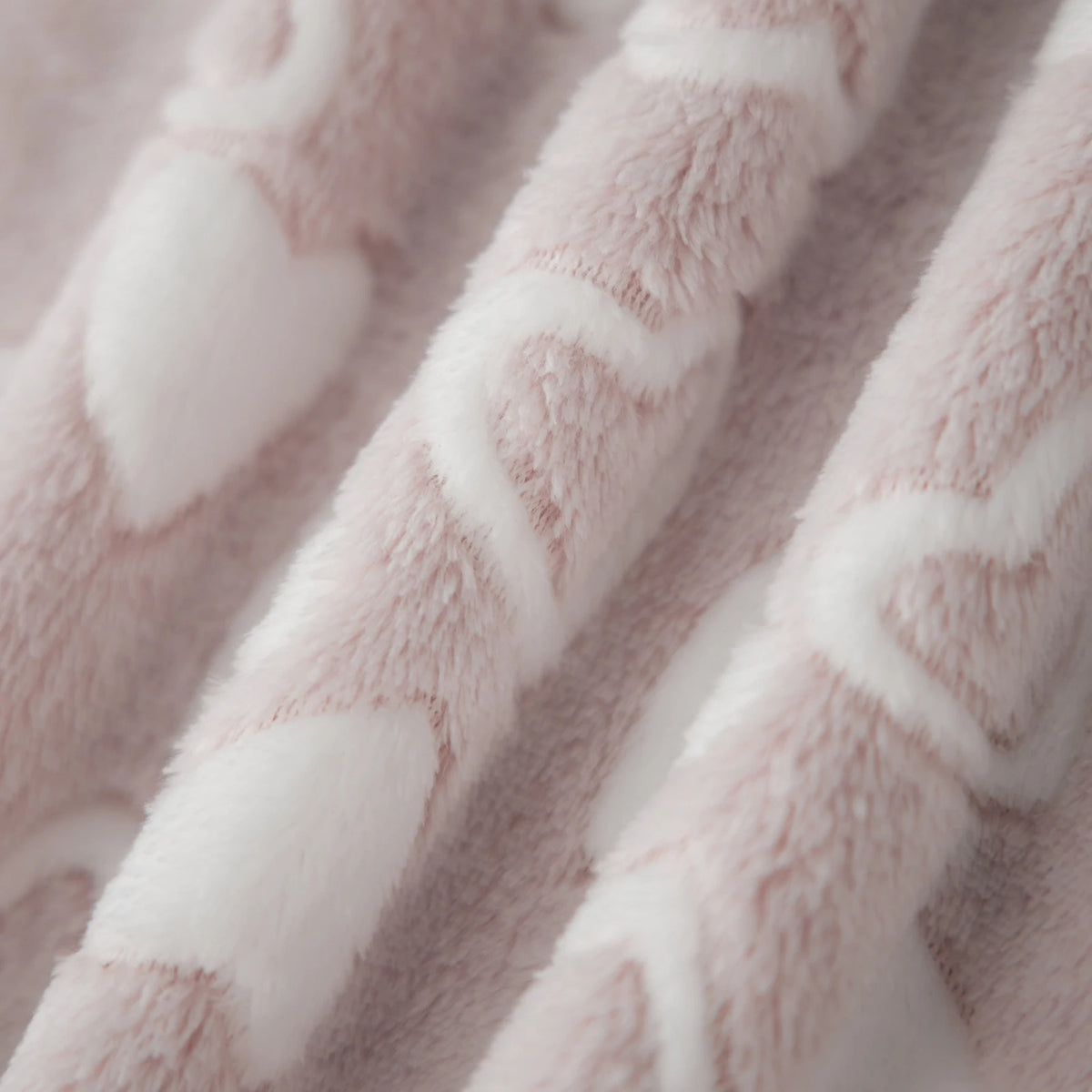 Women's Plush Flannel Bathrobe - Heart Print Fuzzy Long Sleeve Robe with Belt