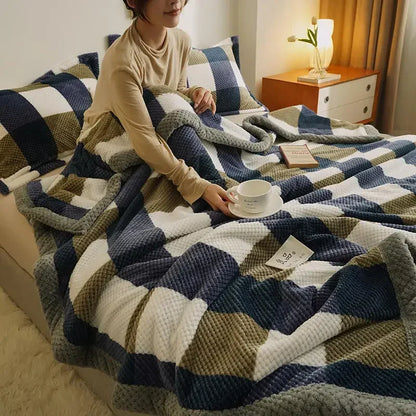 Soft Chenille Knit Throw Blanket - Machine-Washable Crochet Blanket for Couch & Bed