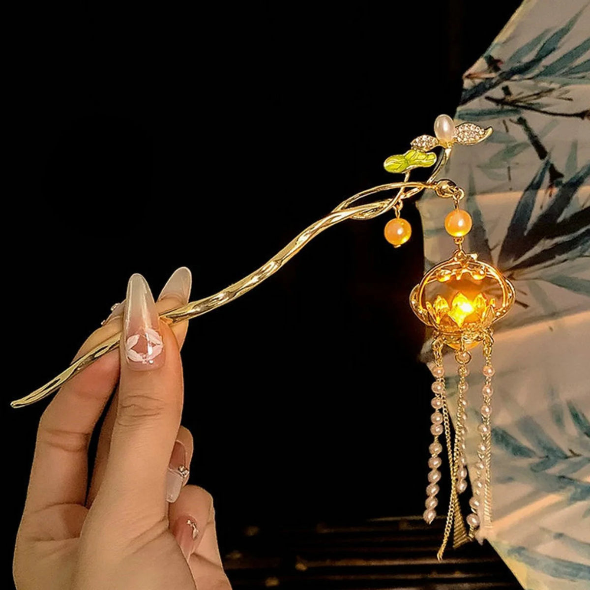 Luminous Lotus Flower Hairpin – Vintage LED Hair Stick with Lantern Tassel for Women and Traditional Hairstyles