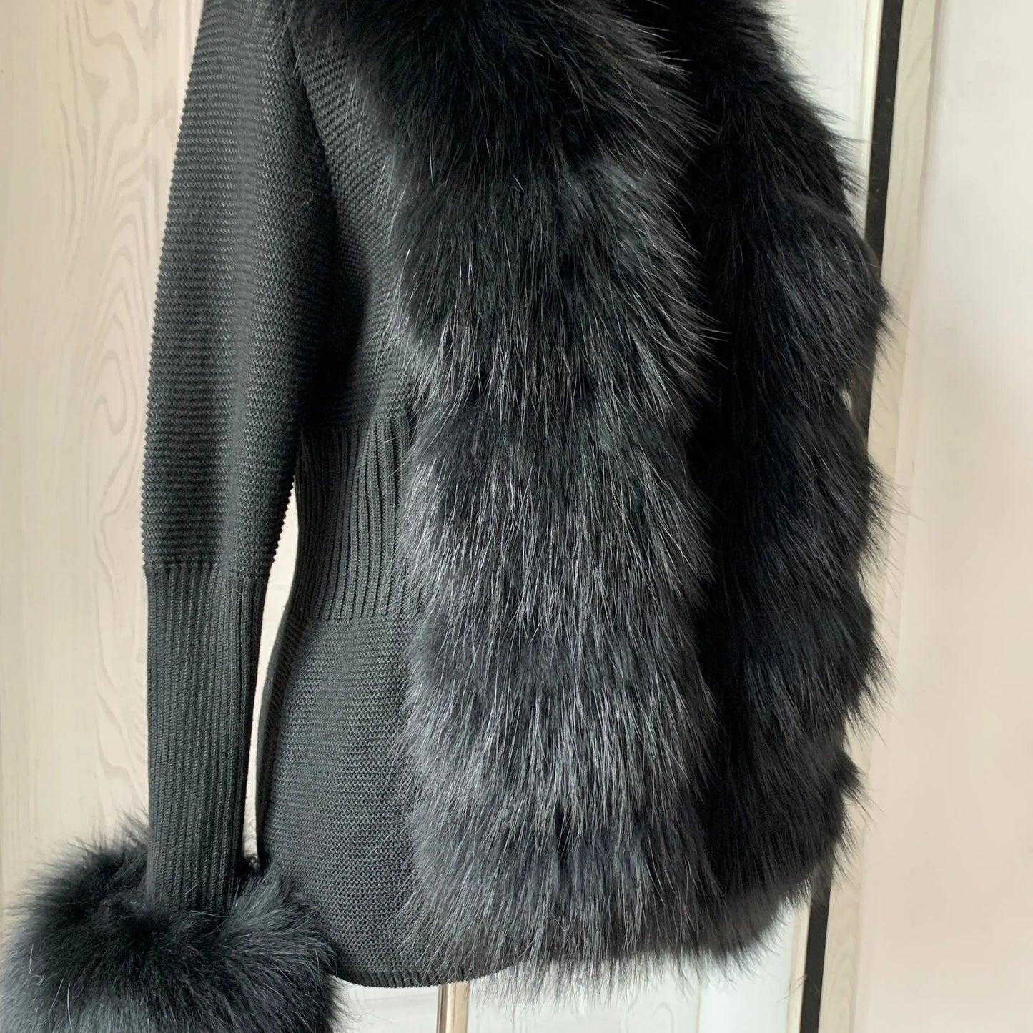 Women’s Spring & Autumn Sweater Cardigan – Real Fox Fur Collar Jacket, Natural Fur Outerwear