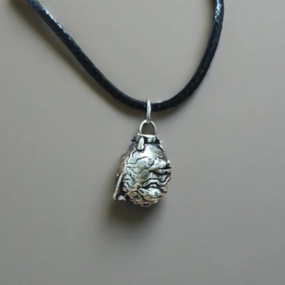 Berserk Behelit Egg of the King Necklace – Retro Griffith & Guts Copper Pendant, Anime Jewelry Cosplay Gift