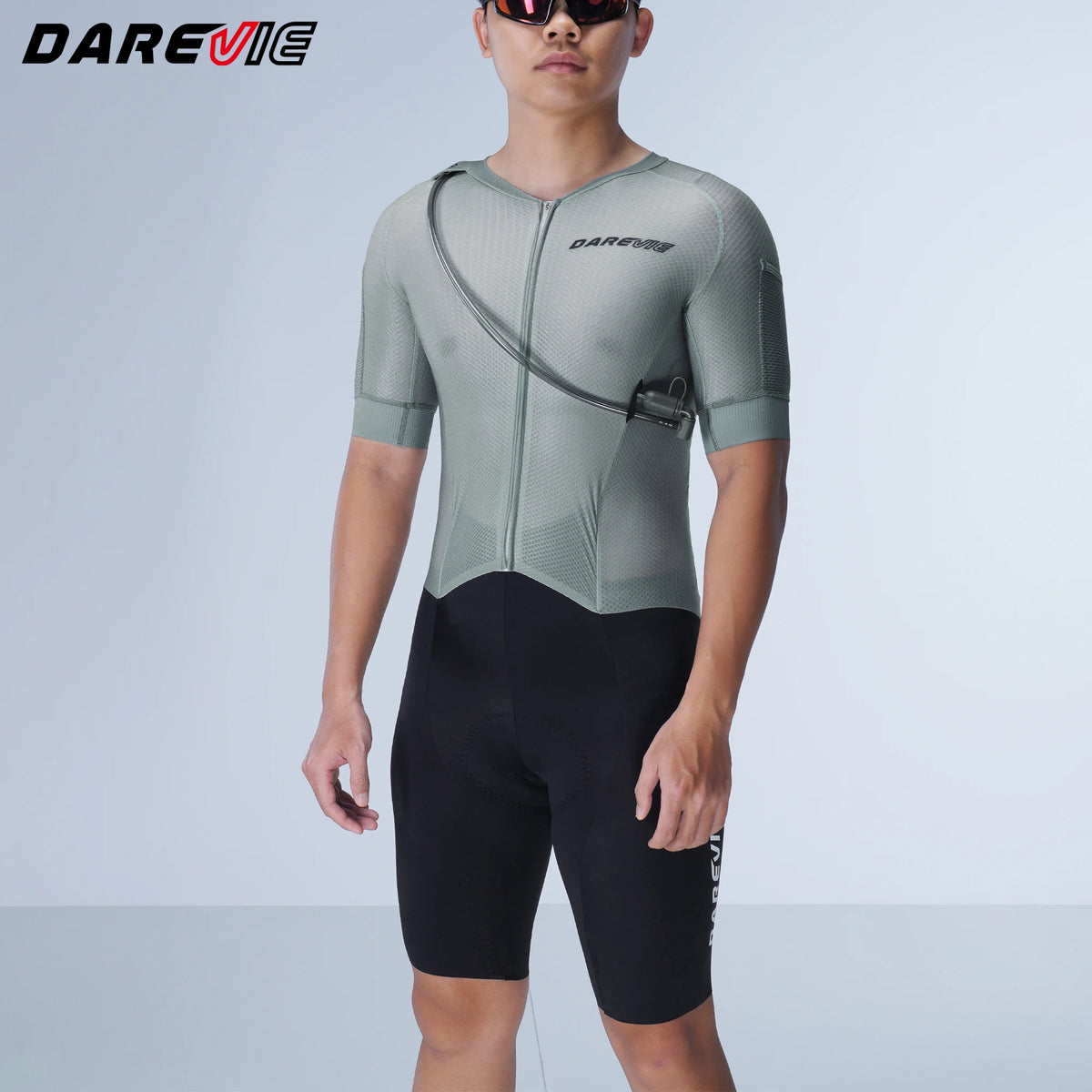 DAREVIE Cycling Set - Gravel Skinsuit with 6 Pockets, 2L+ Capacity & Seamless Anti-Slip Leg Grippers