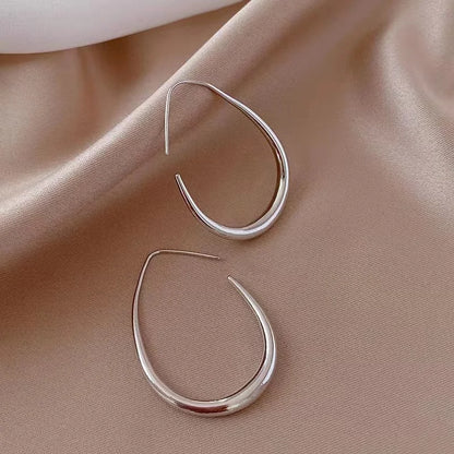 925 Silver Geometric Oval Hoop Earrings for Women – Simple Design Wedding & Party Jewelry (EH2008)