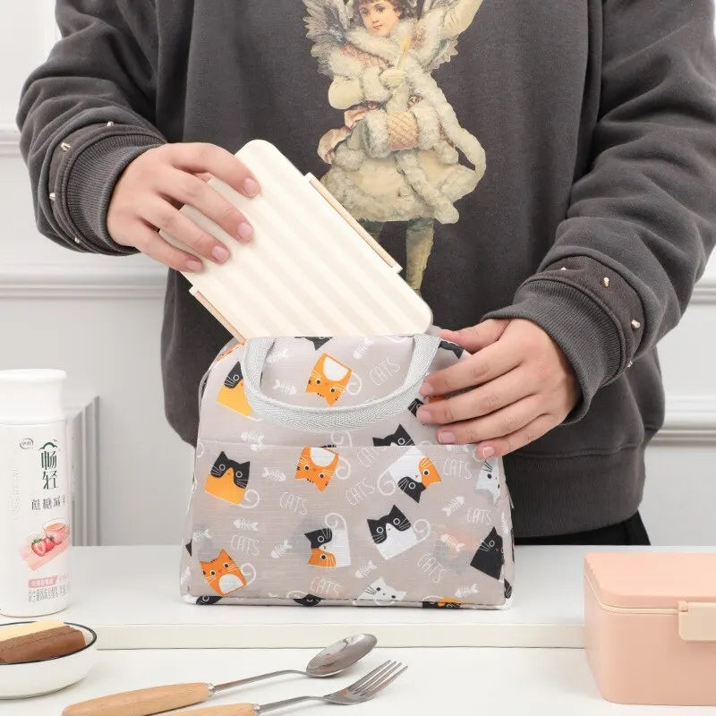 Adorable Cartoon Lunch Bag: Insulated Thermal Heat Children's Bento Bag - Perfect for School, Picnics, and Travel with Ice Pack Included!