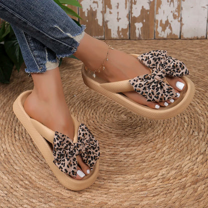 Women's Leopard Bow Flip Flops - Soft Thick-Soled Cloud Slippers for Summer Beach & Travel