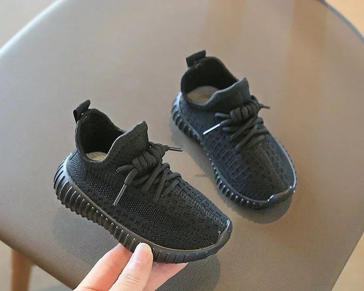New Kids Fashion Sneakers – Breathable, Soft Bottom Casual Running Shoes for Boys & Girls