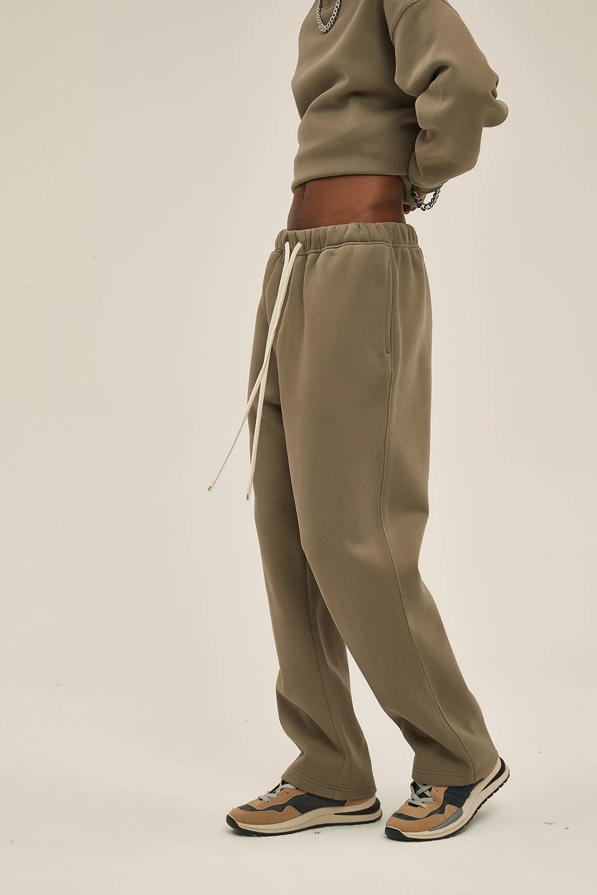 Straight-Lined Solid Color Cashmere Sweatpants – Soft Cozy Lounge Pants