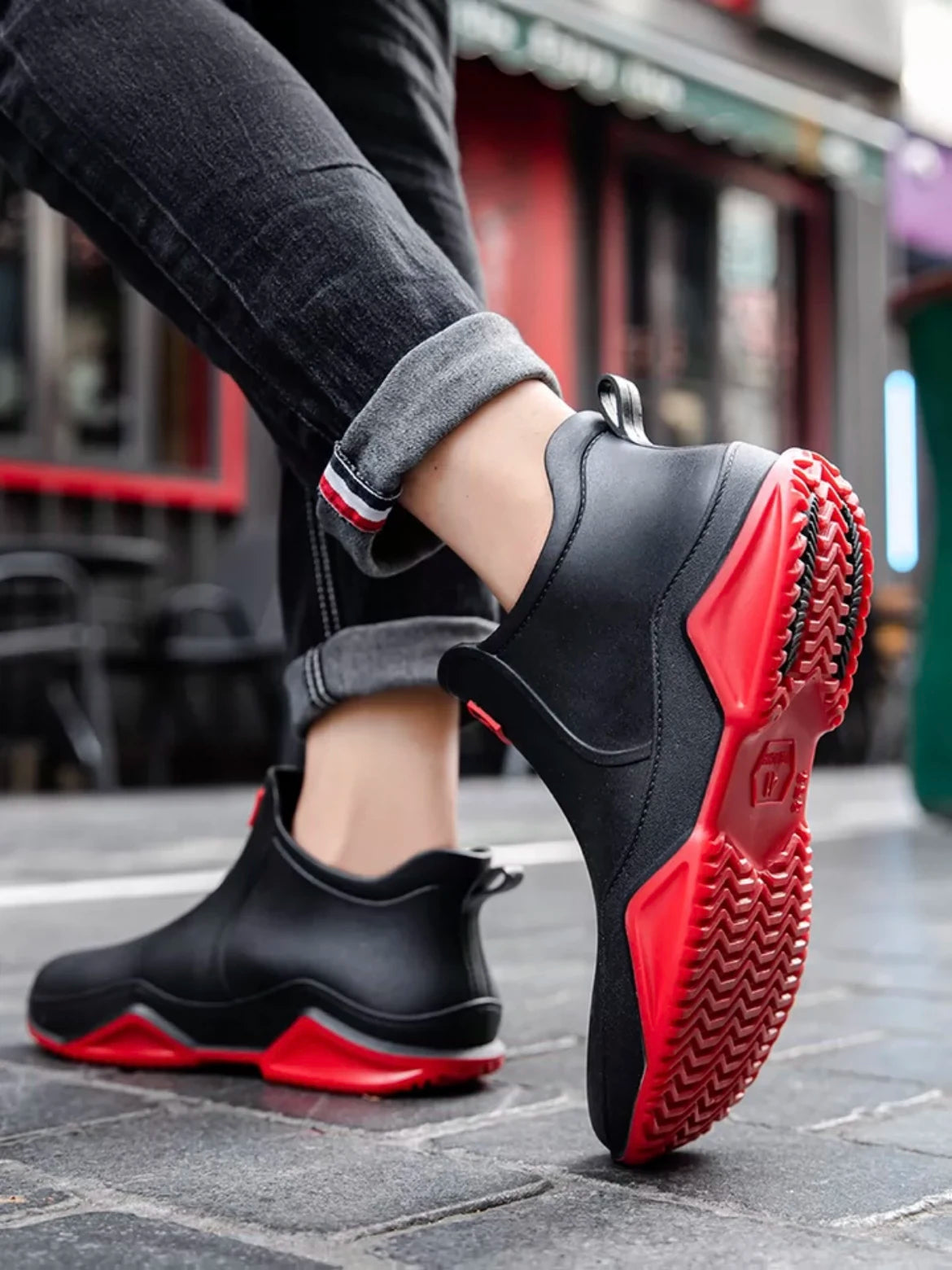 New Waterproof Rain Shoes for Women & Men – Ankle Rain Boots, Anti-Slip, Wear-Resistant, Plush for Summer & Winter