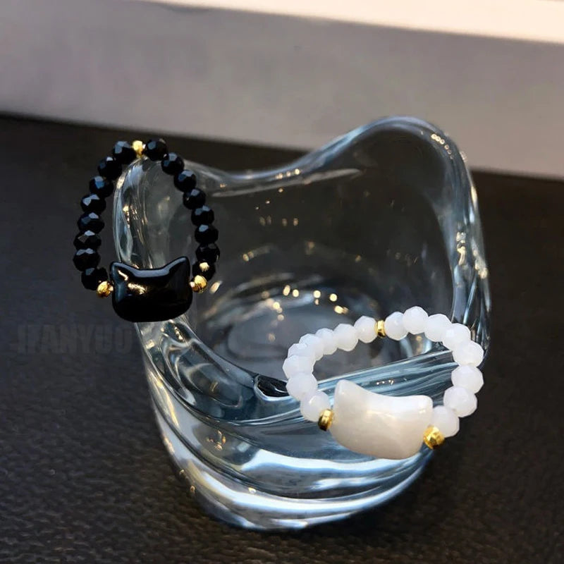 Cat Shape Bead Rings - Minimalist Black & White Finger Toy Rings for Men & Women Party Jewelry Accessories