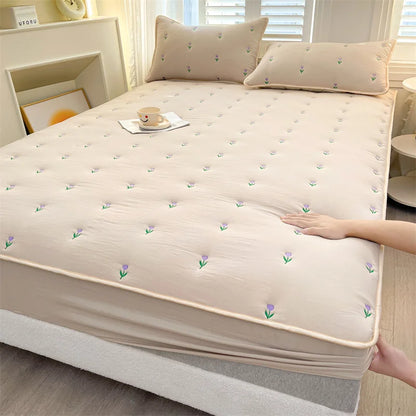Thick Embroidered Mattress Cover 90x200 – Elastic Fitted Sheet Queen Size Bed Cover (Pillowcase Sold Separately)