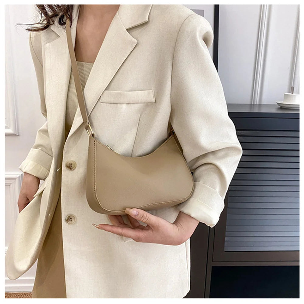 Fashionable Women's Underarm Bag – Stylish and Trendy Handbag
