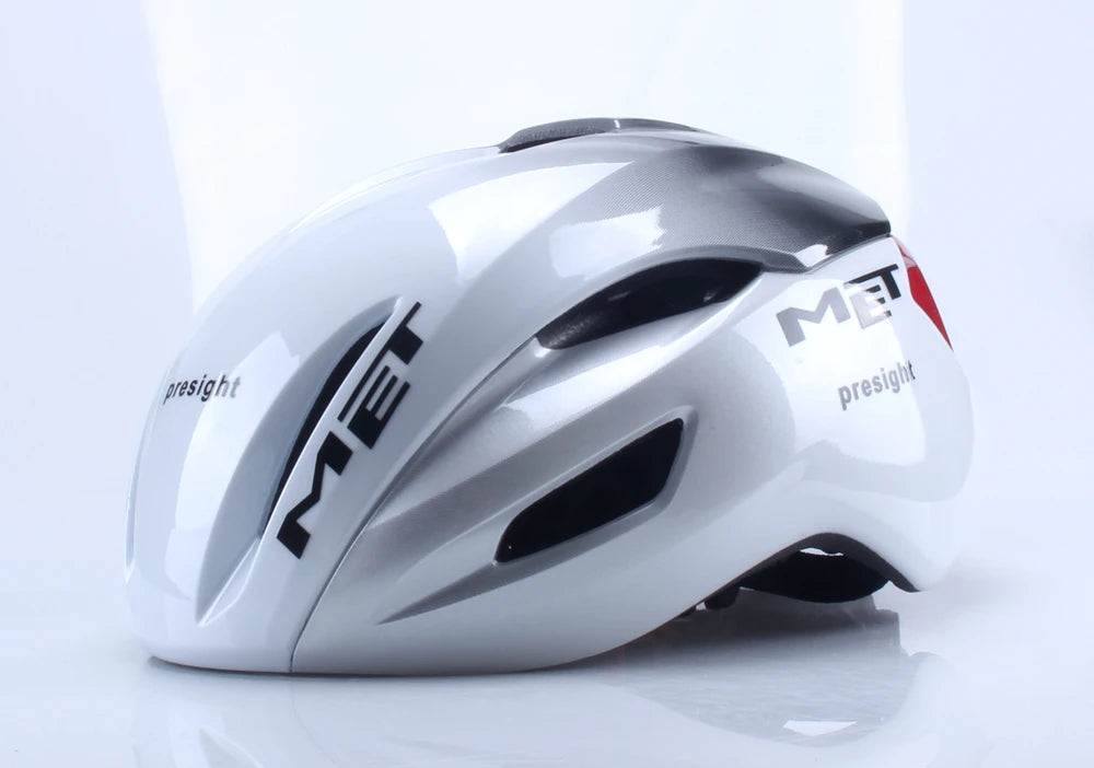 MET Manta Rresight Men's Cycling Helmet – MTB & Road Bike Helmet for Outdoor Sports, Speed Skating & Safe Riding