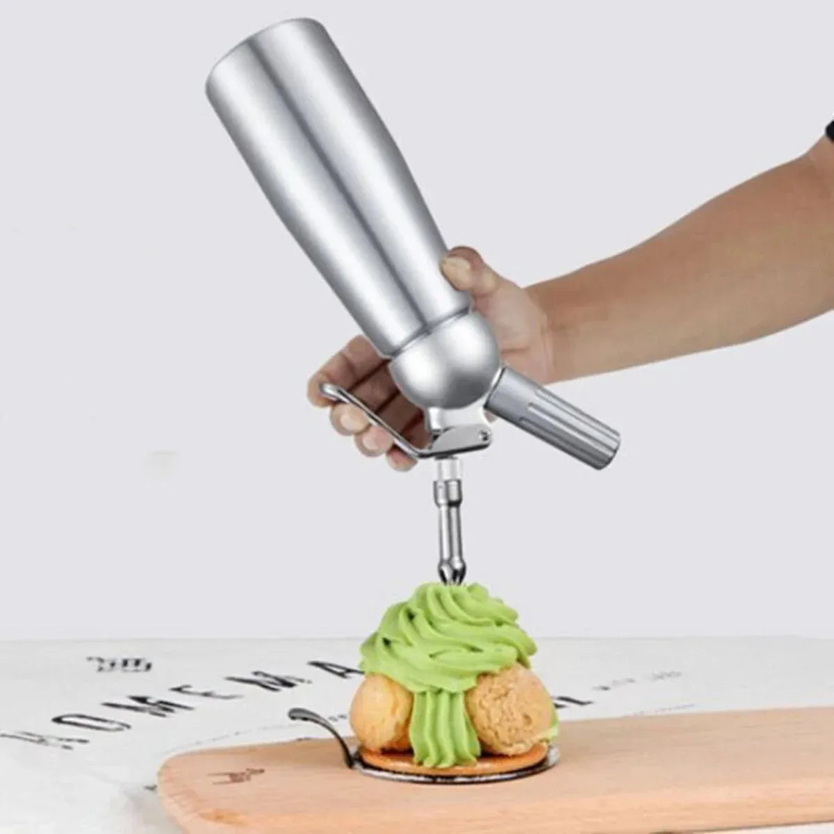 Whipped Cream Dispenser 17oz/34oz - 500/1000ml Cake Piping Siphon Bottle for Desserts & Cream